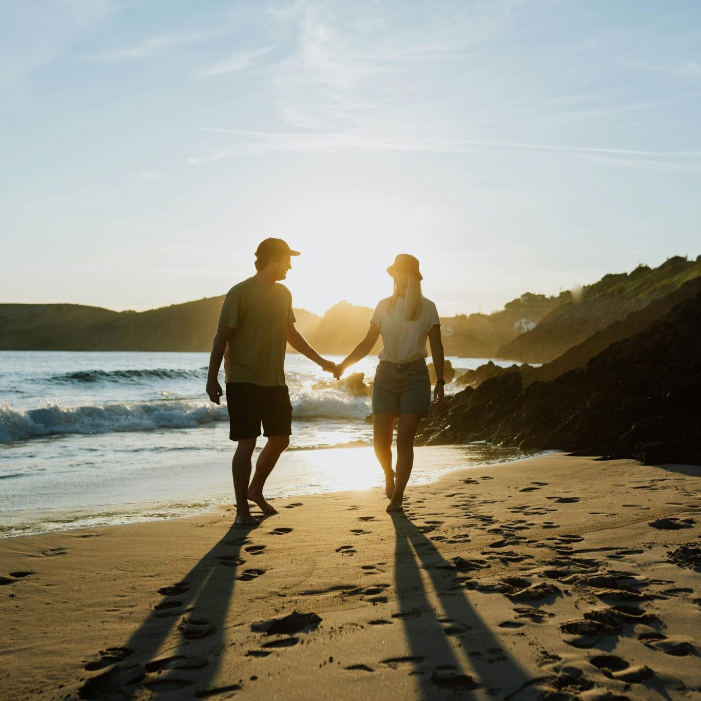 Un couple d'amoureux sur la plage
